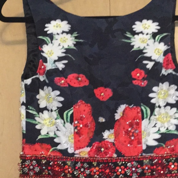 Jovani PLUNGING FLORAL EMBROIDERED COCKTAIL - Picture 5 of 8